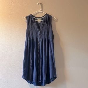 Beautiful blue sleeveless button down dress